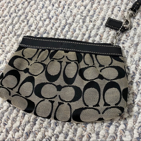 Coach Gray & Black Wristlet - Picture 5 of 6